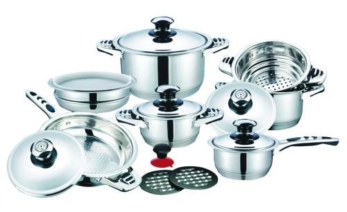 Pot luck at the door 1